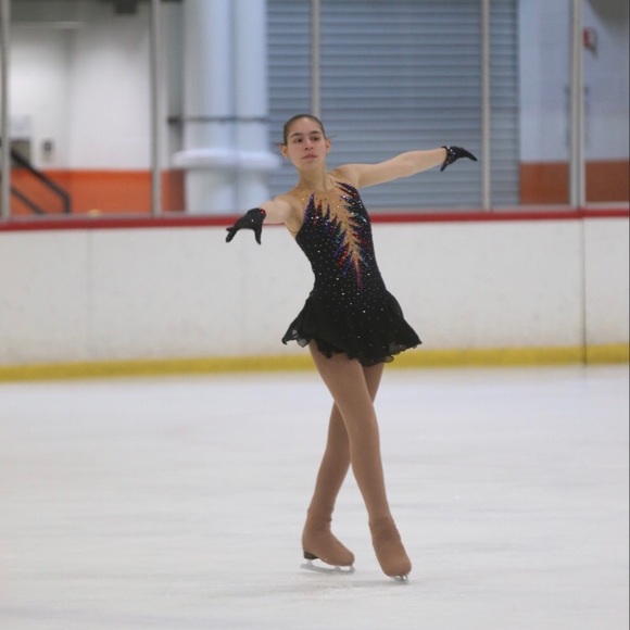 Meet your Posher, Cora - Picture 5 of 8